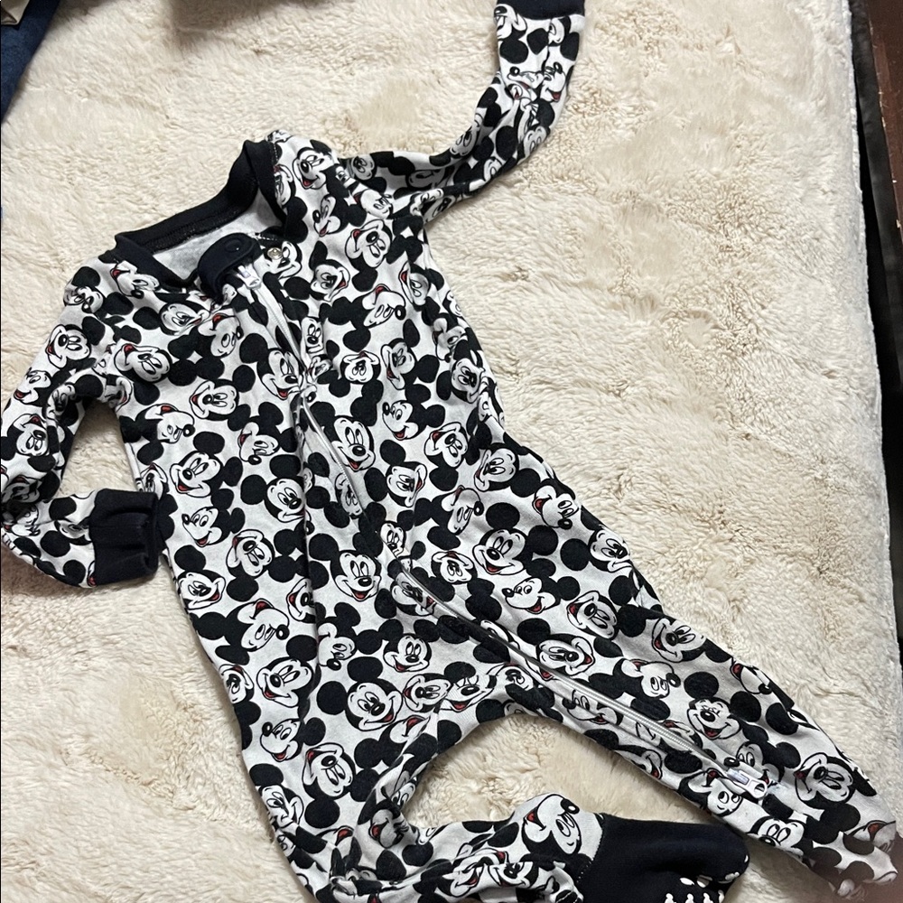 Disney Mickey Mouse Kids Footie - Black and White